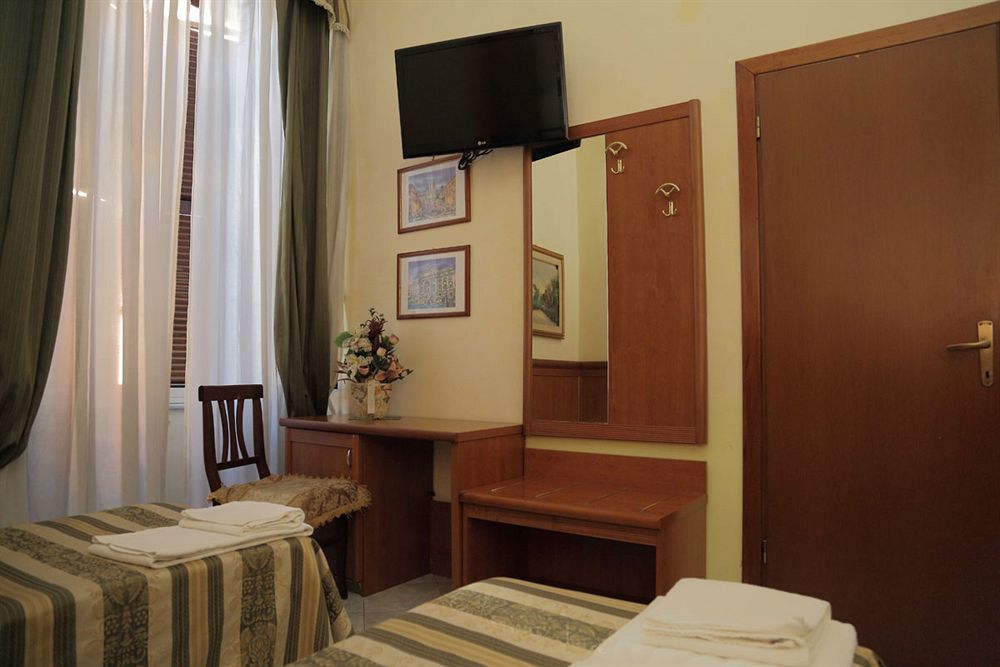 Hotel Sol Levante Roma Exterior foto